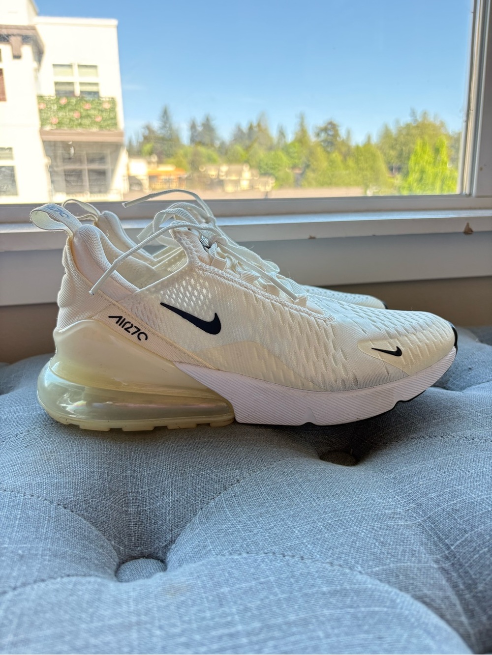 Nike Air Max 270 Running Shoes Sneakers Sail/Coconut Milk/Pale Ivory/Black Mens - Picture 7 of 15